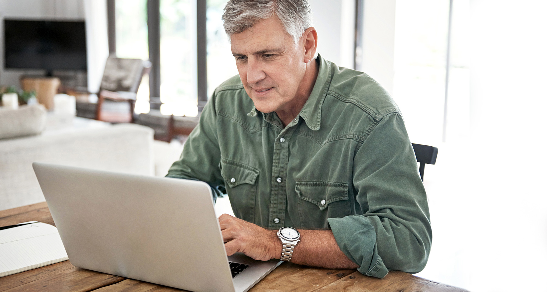 Getting to grips with the world online-internal image